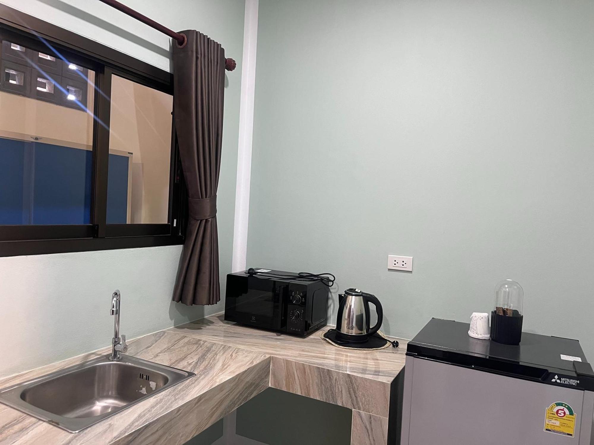 בופוט J & Ariya Hotel Near Samui Airport And Koh Phangan Pier מראה חיצוני תמונה