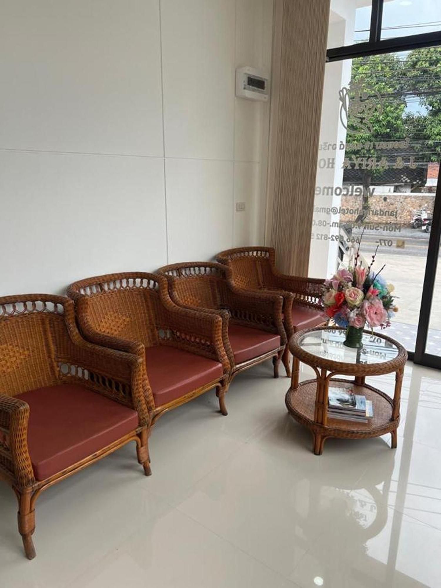 בופוט J & Ariya Hotel Near Samui Airport And Koh Phangan Pier מראה חיצוני תמונה