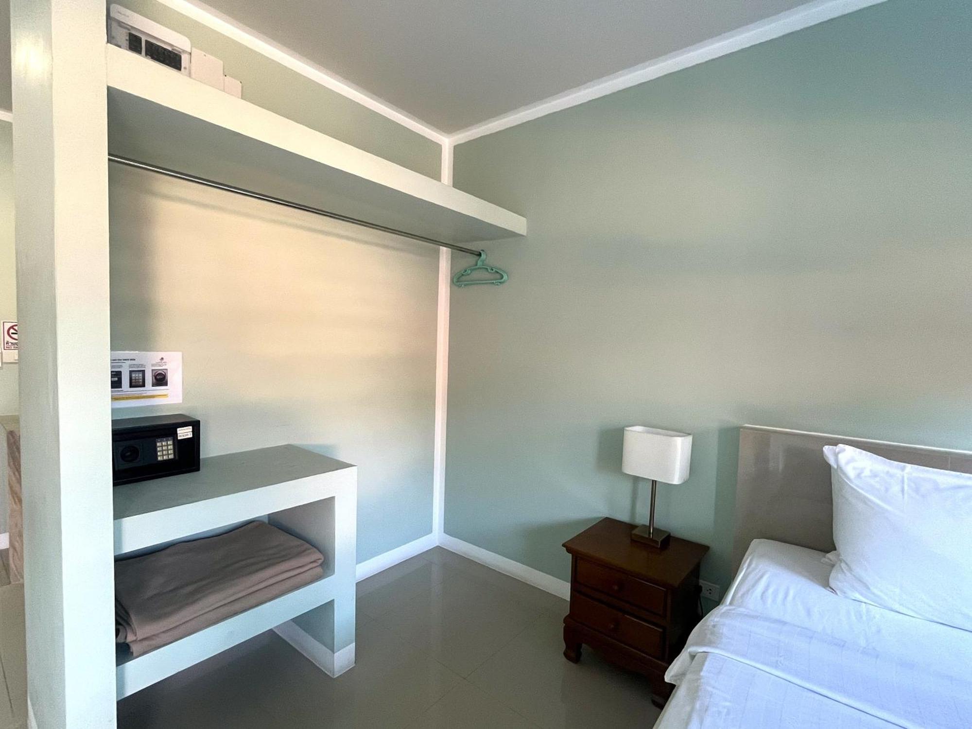 בופוט J & Ariya Hotel Near Samui Airport And Koh Phangan Pier מראה חיצוני תמונה